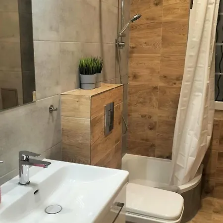 Be Happy Nr 3 غدينيا