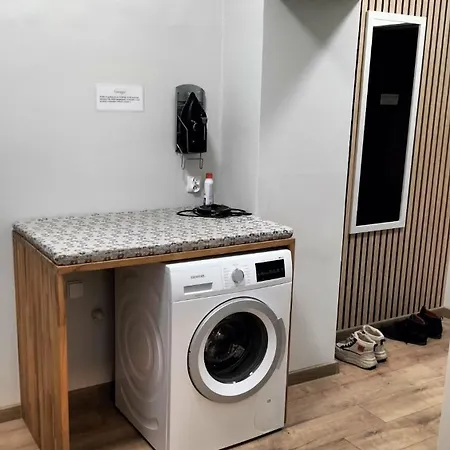 Be Happy Nr 3 غدينيا